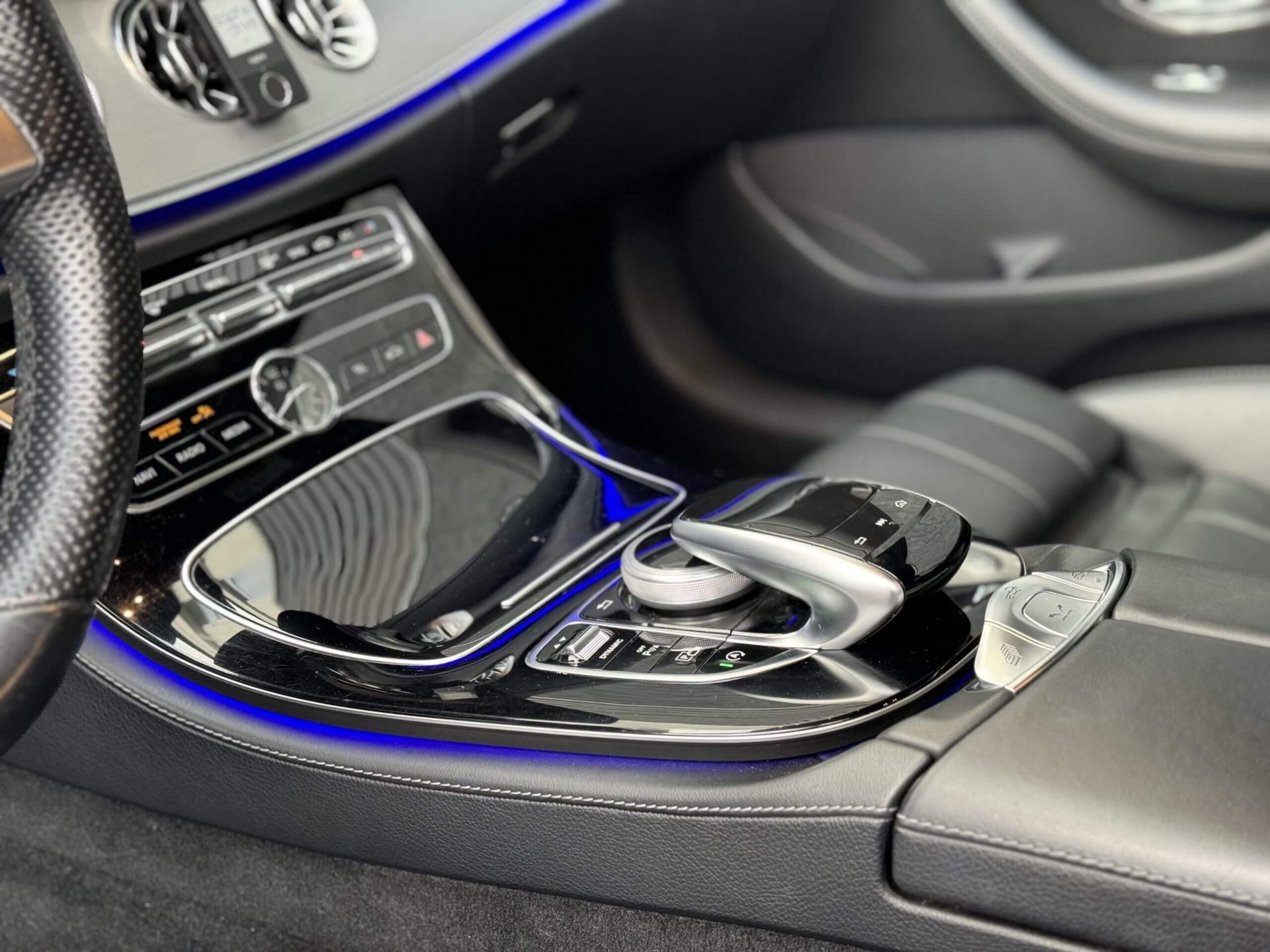 Mercedes interiør – service af luksusbiler hos Car Force